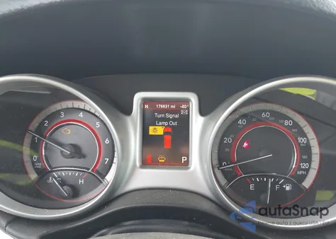 2015 Dodge Journey Limited z USA, uszkodzony, nr VIN 3C4PDDDGXFT589555